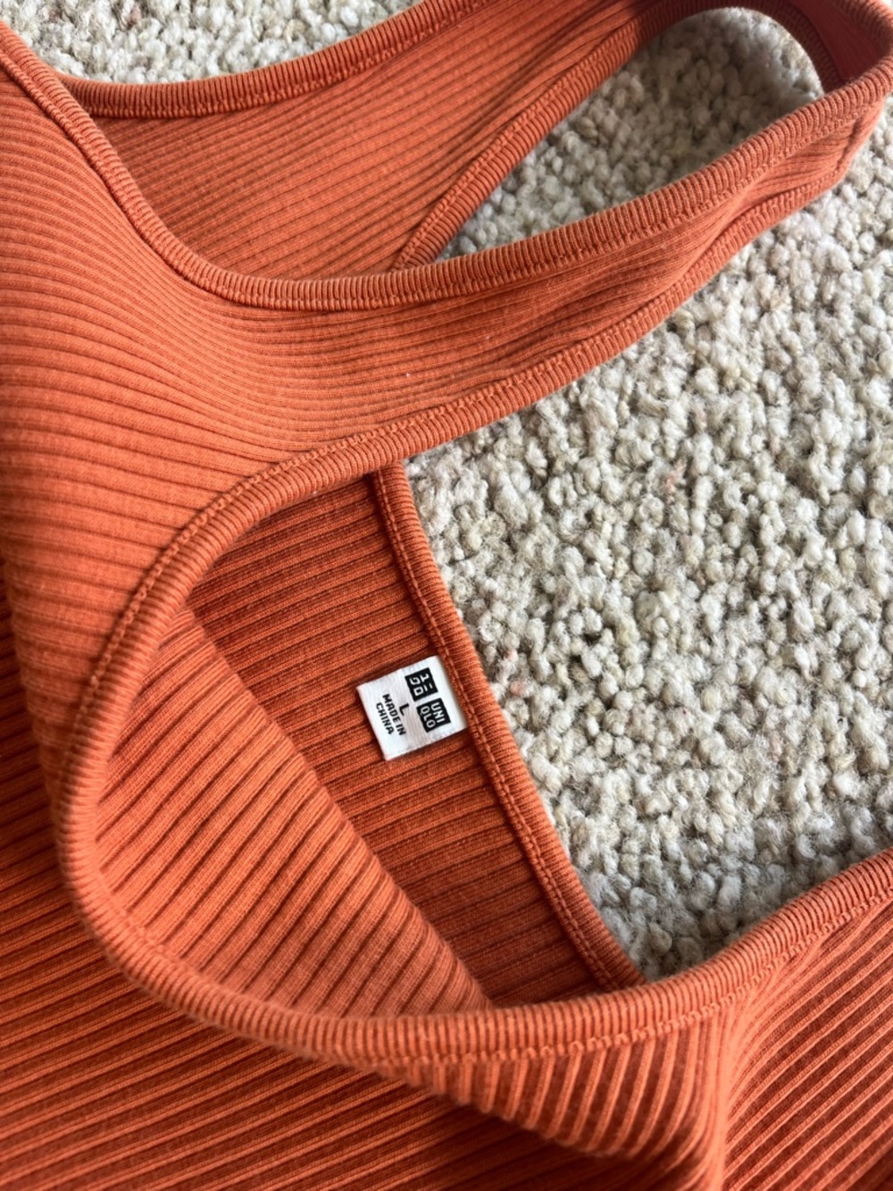 Uniqlo Ribbed Midi Dress - Picture 3 of 4